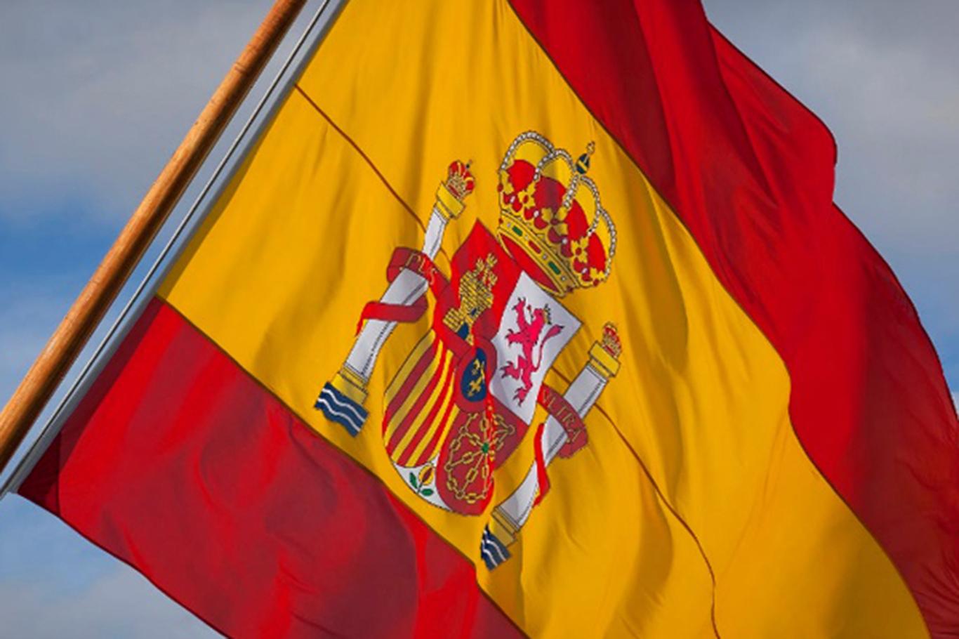 İspanya'da Covid-19 salgınında ölenler için 10 günlük ulusal yas ilan edildi